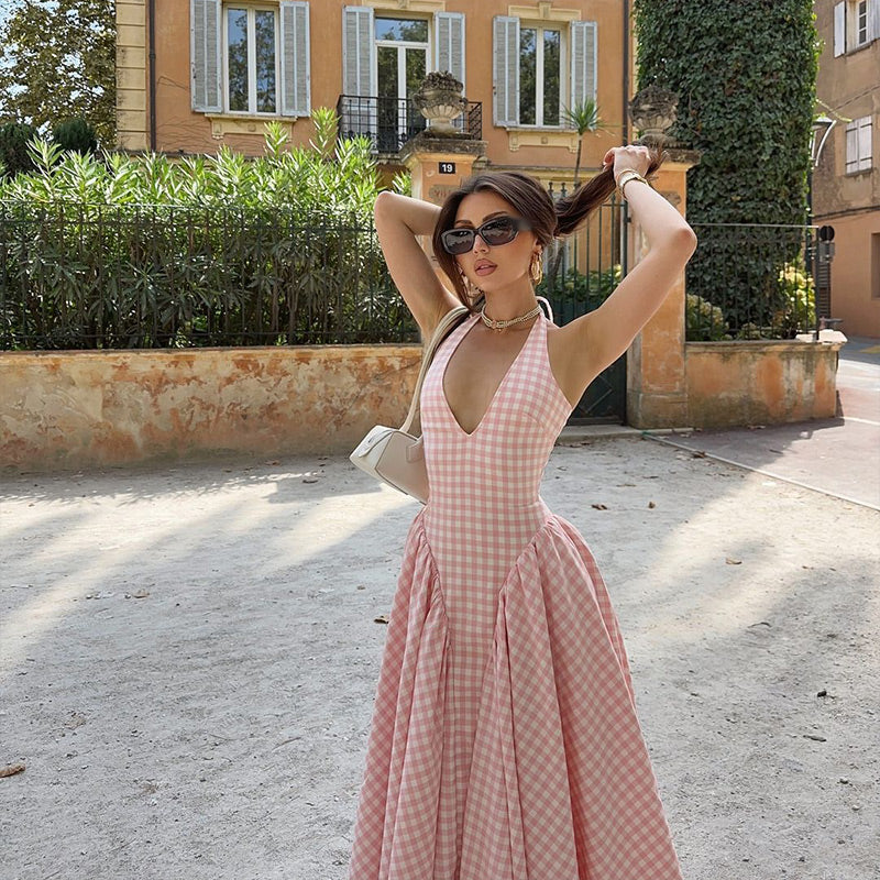 Robe midi à carreaux | Charme estival et silhouette flatteuse