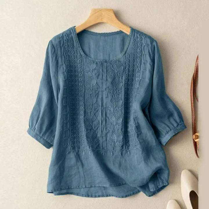 Blouse brodée ample | Détail bohème et confort raffiné