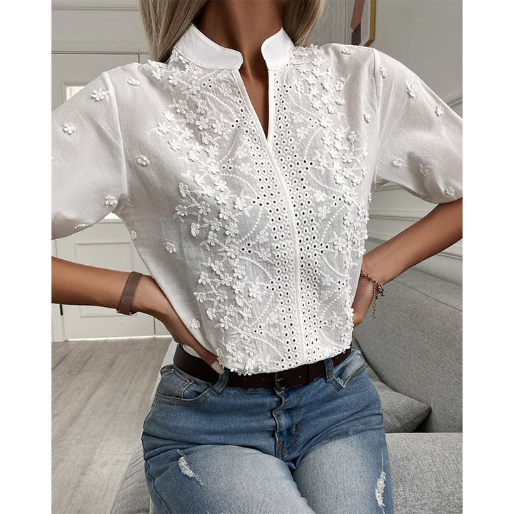 Blouse brodée élégante | Détail floral raffiné