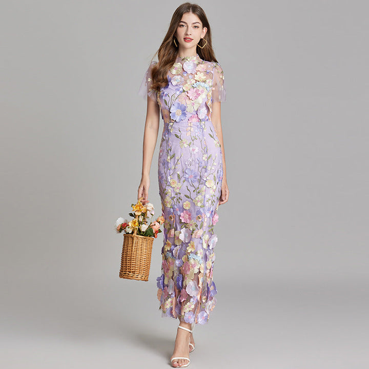 Robe longue brodée | Élégance florale pour les occasions spéciales