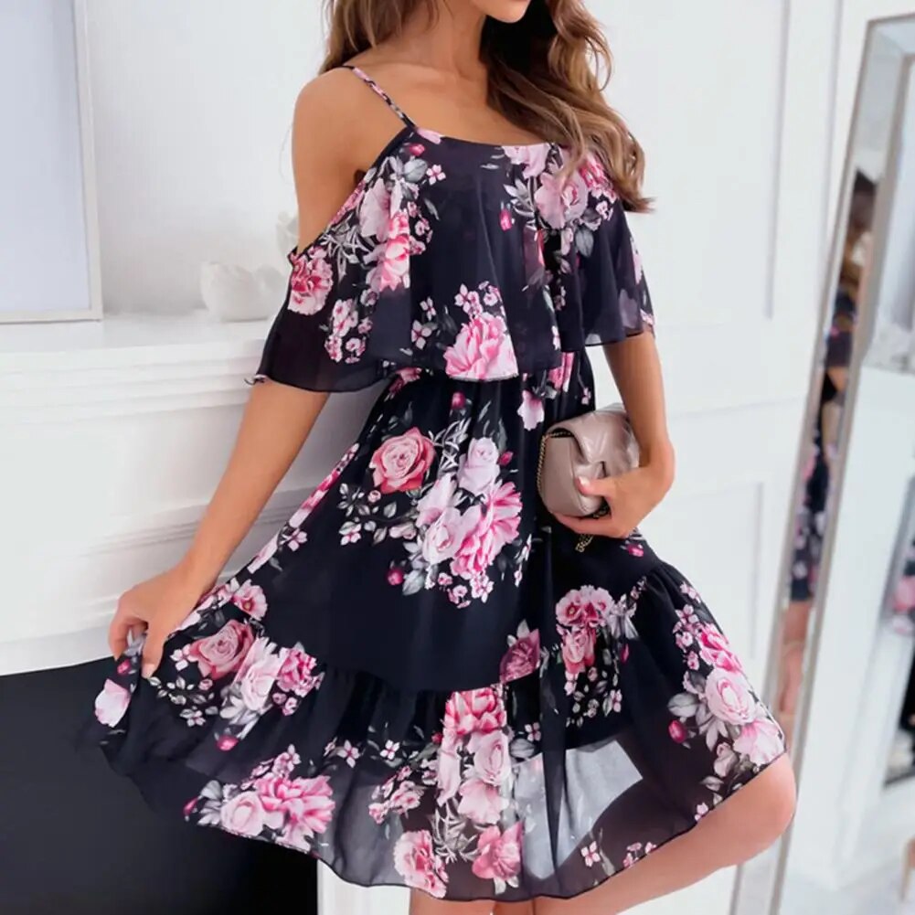Robe à volants | Bretelles fines et allure romantique
