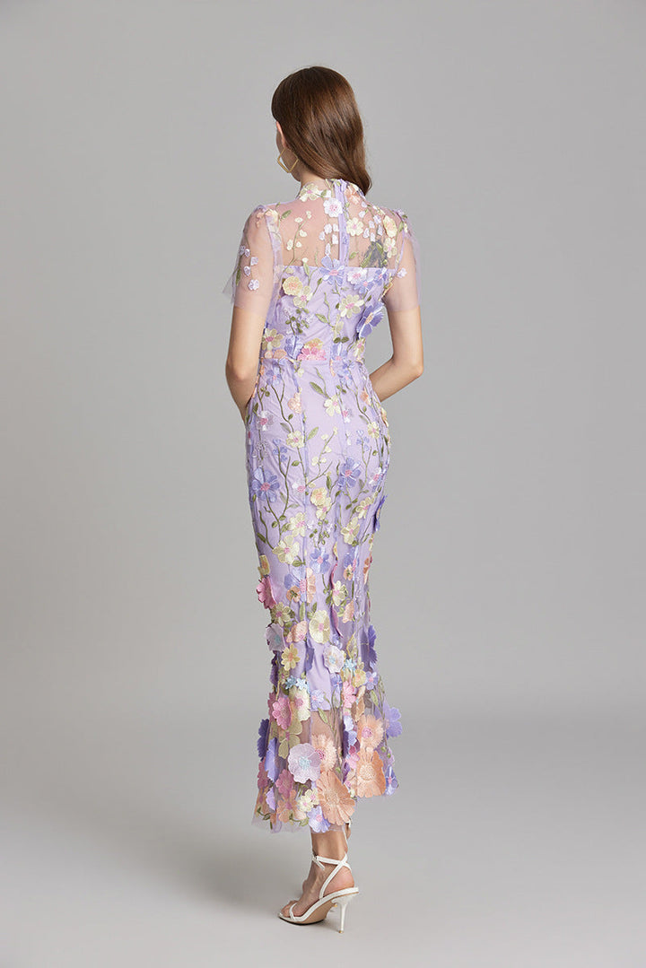 Robe longue brodée | Élégance florale pour les occasions spéciales