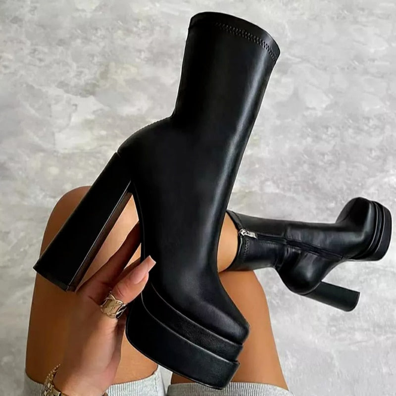 Bottes à talons hauts | Élégance moderne