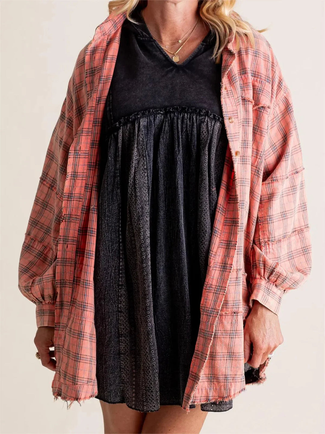 Chemise à carreaux longue | Look décontracté tendance