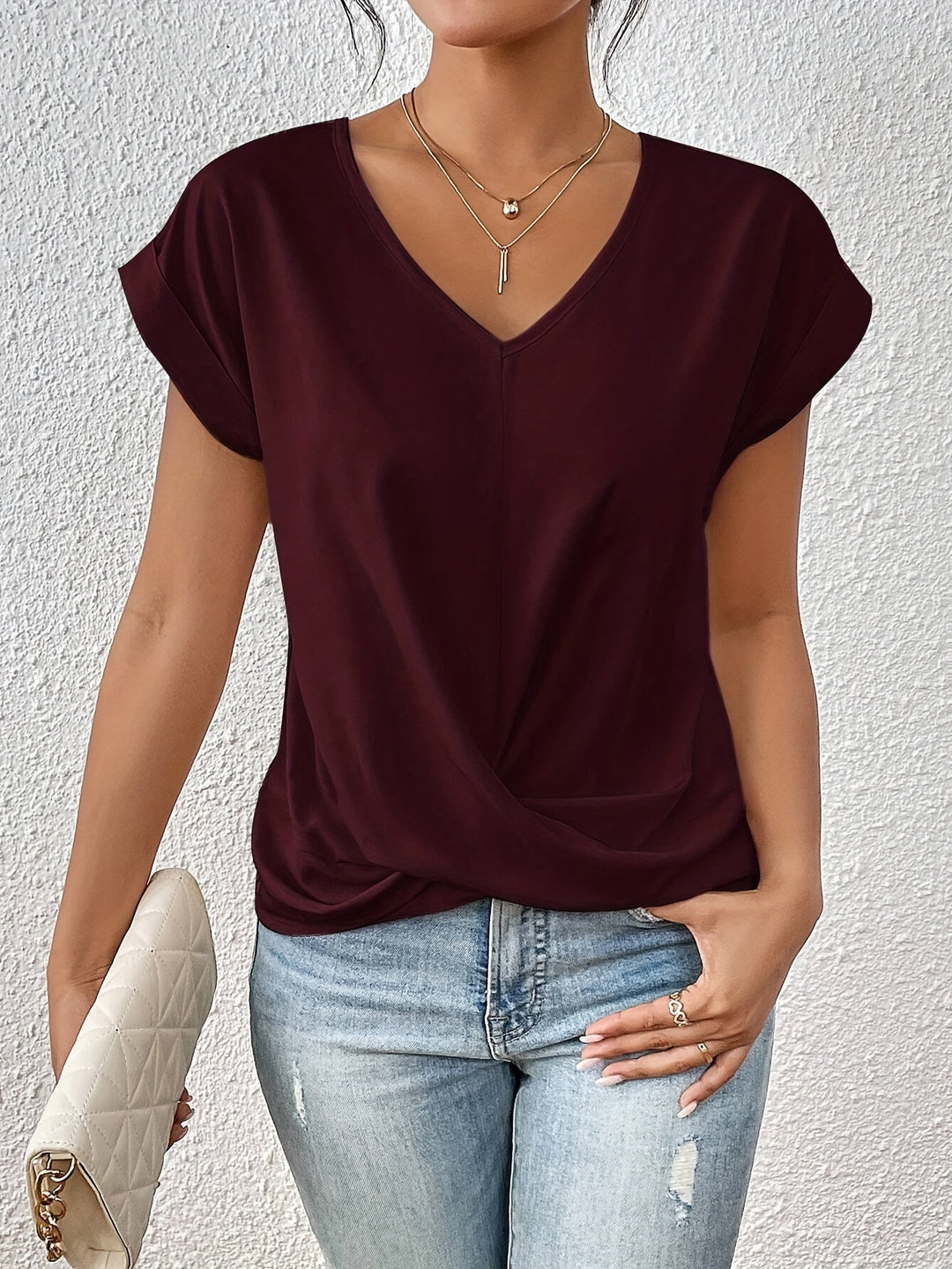 T-shirt col V femme | Élégance décontractée