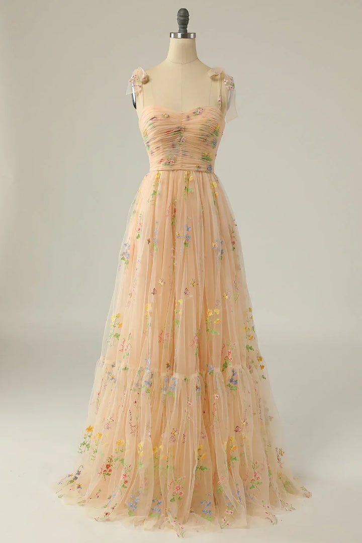 Robe de bal longue en tulle brodé | Élégance florale intemporelle