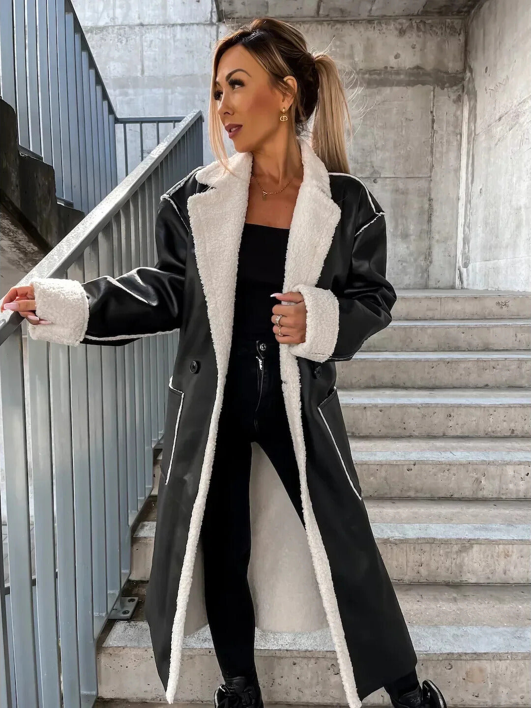 Manteau Long en Similicuir & Doublure Fourrure | Pour journées froides élégantes