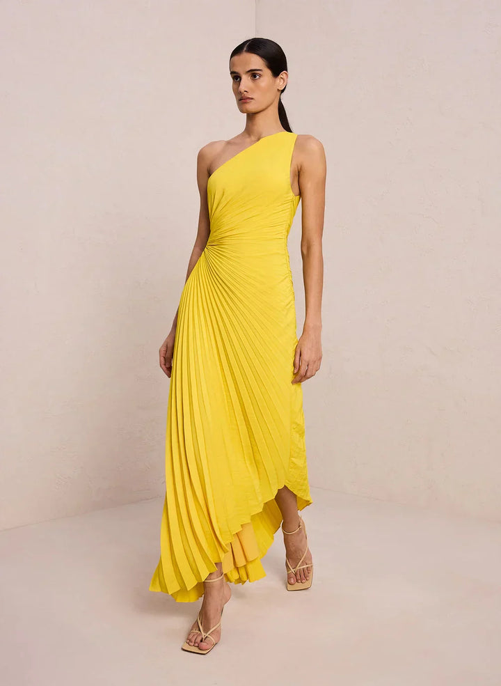 Robe longue asymétrique | Élégance estivale