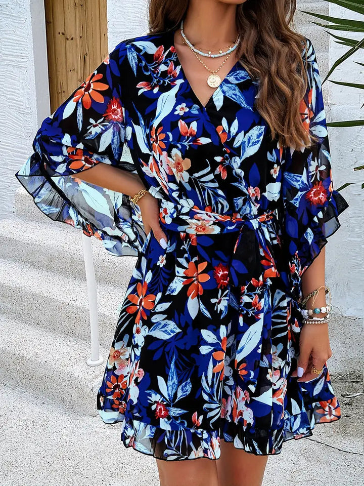 Robe portefeuille fleurie | Élégance aérienne pour l'été