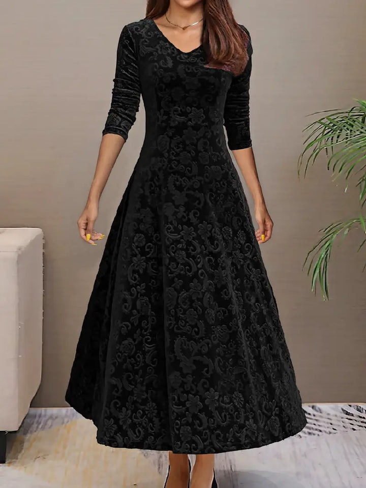 Robe longue évasée à motif brodé | Élégance intemporelle
