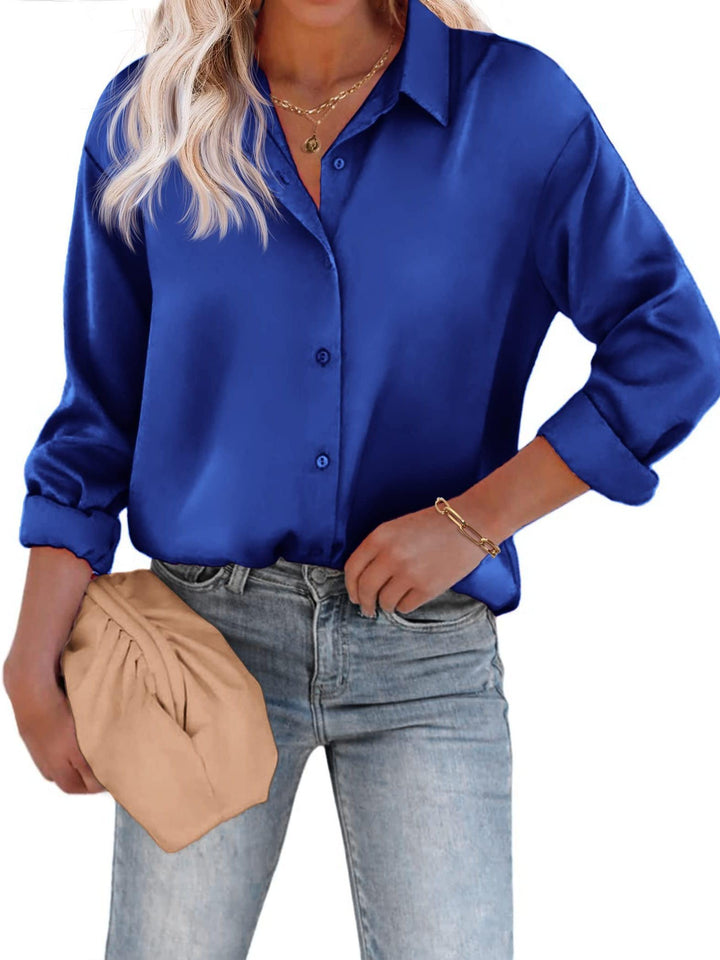 Blouse satinée à boutons | Chic intemporel