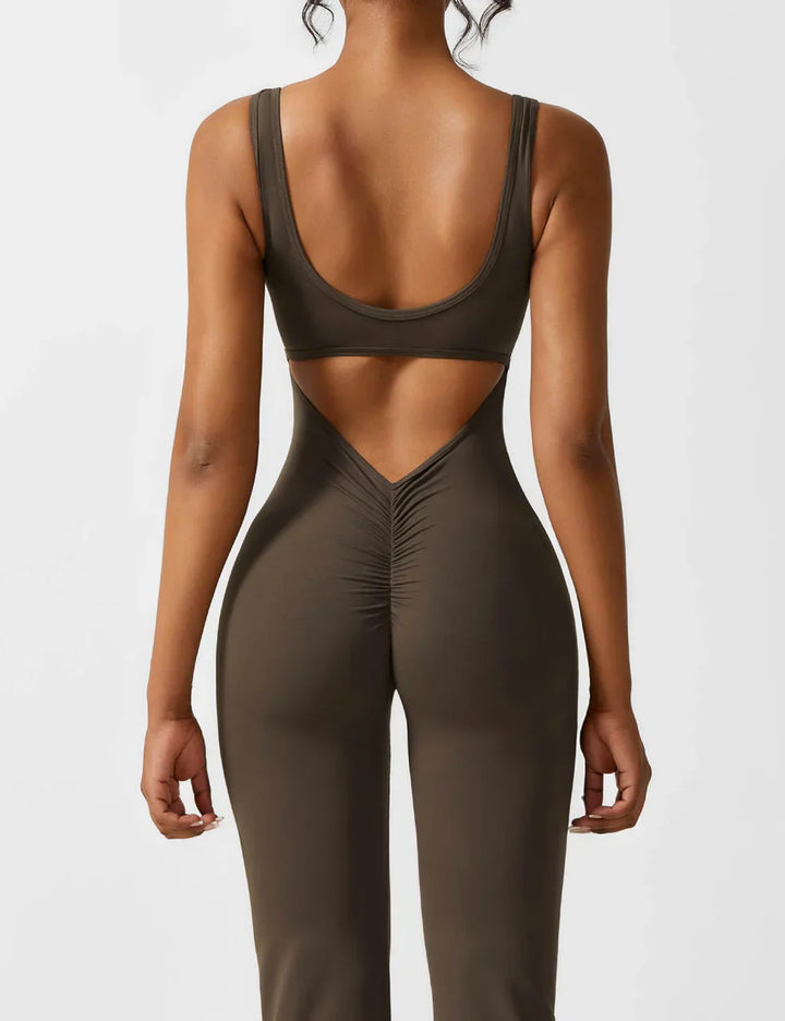 Combinaison sport dos ouvert évasée | Sculptant et élégance active