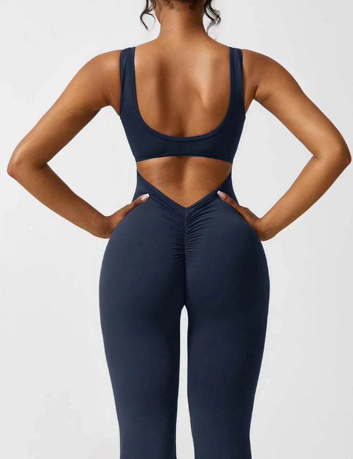 Combinaison sport dos ouvert évasée | Sculptant et élégance active