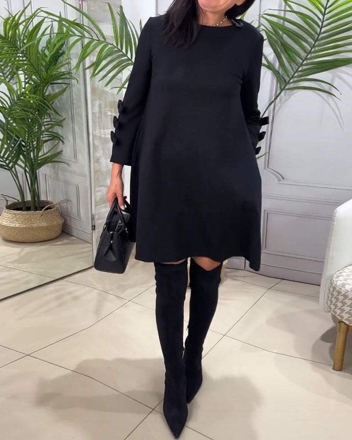 Robe droite noire à manches longues | Élégance quotidienne