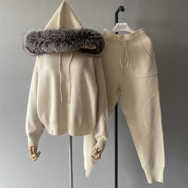 Isabelle - Ensemble Tricoté Élégant avec Col en Fourrure de Renard