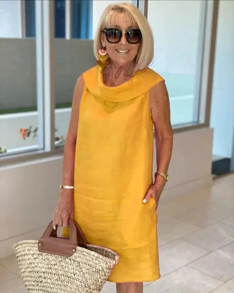 Robe droite col bénitier | Fraîcheur et simplicité