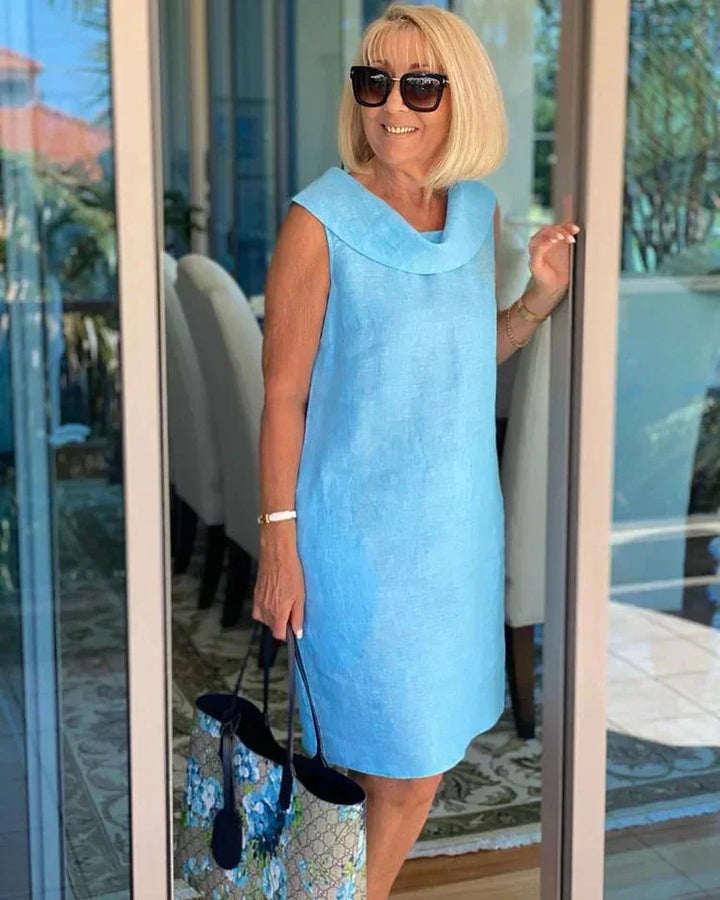 Robe droite col bénitier | Fraîcheur et simplicité