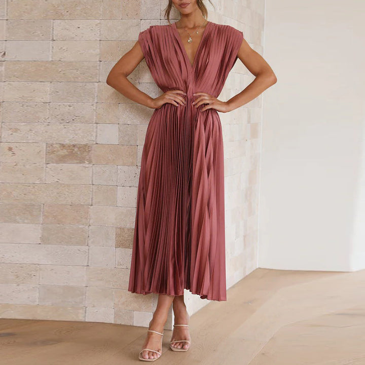 Robe plissée sans manches | Élégance intemporelle