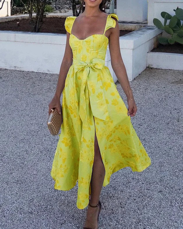Robe fleurie avec nœud à la taille | Élégance estivale intemporelle