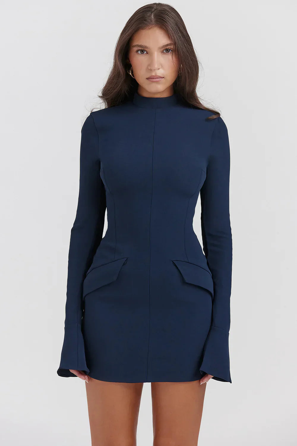 Robe mini structurée | Élégance affirmée