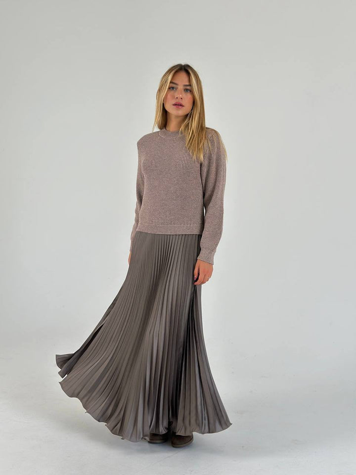 Robe longue plissée | Élégance en mouvement