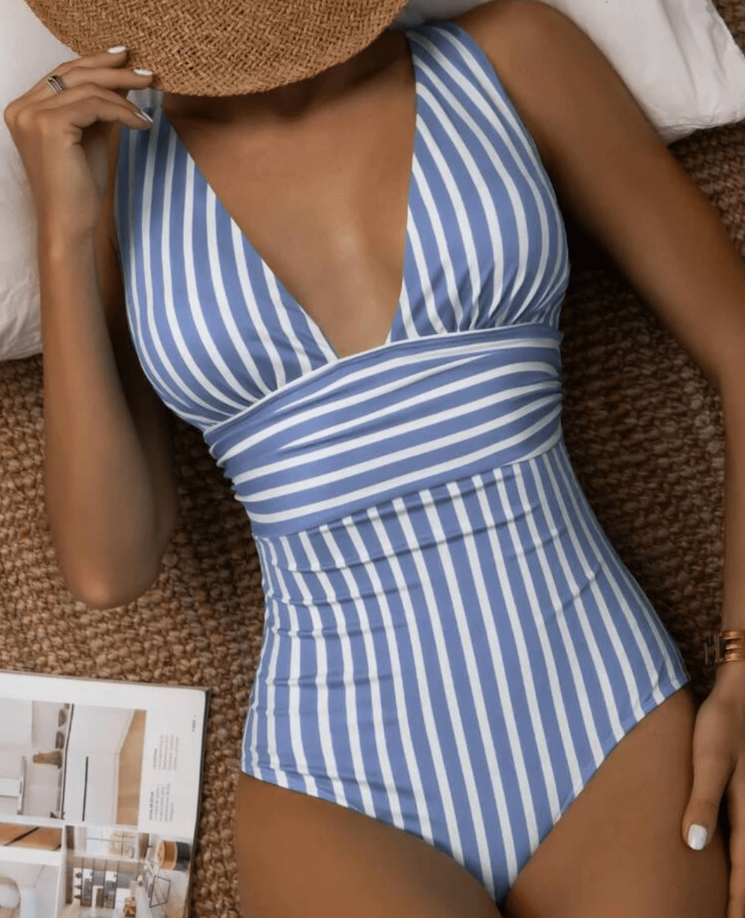 Maillot une pièce rayé | Élégance et maintien à la plage