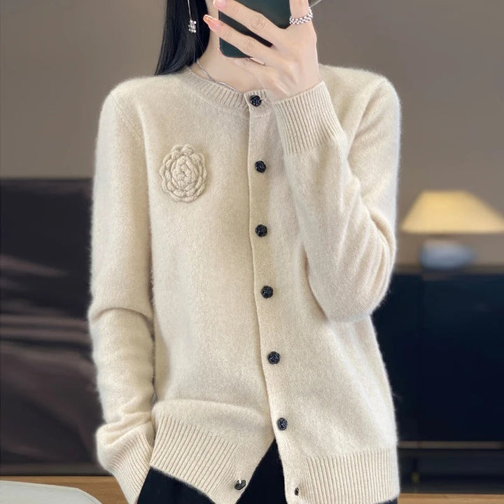 Cardigan élégant | Chic intemporel et détails raffinés