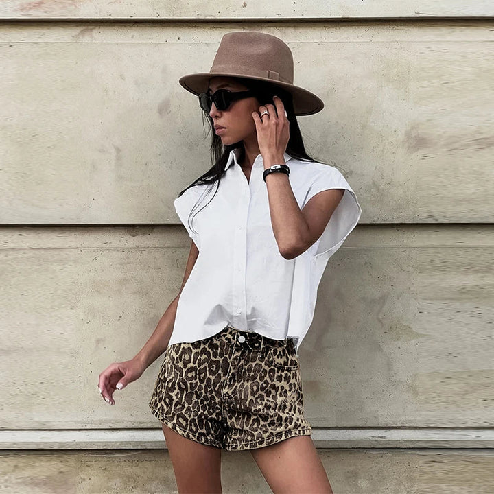 Short en jean taille haute à imprimé léopard | Look estival tendance